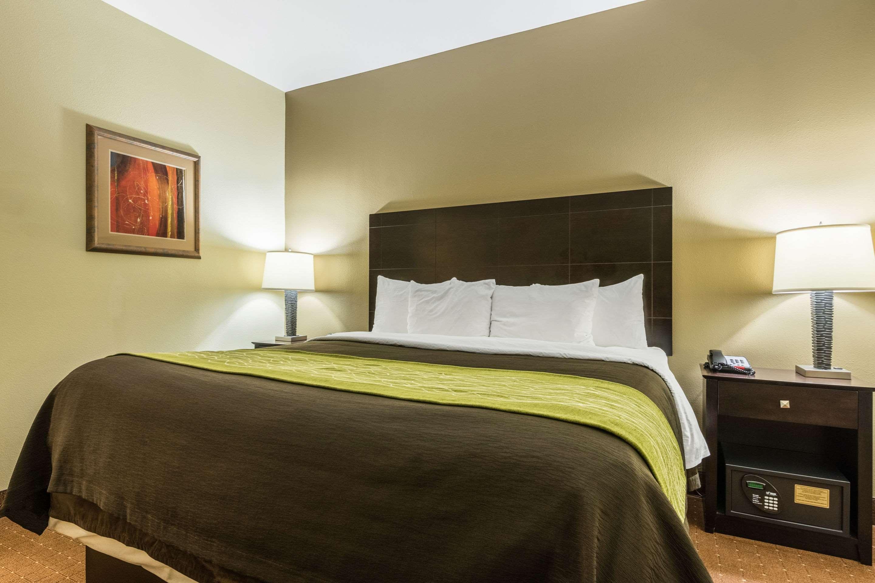 Comfort Inn & Suites Scott-West Lafayette Bagian luar foto