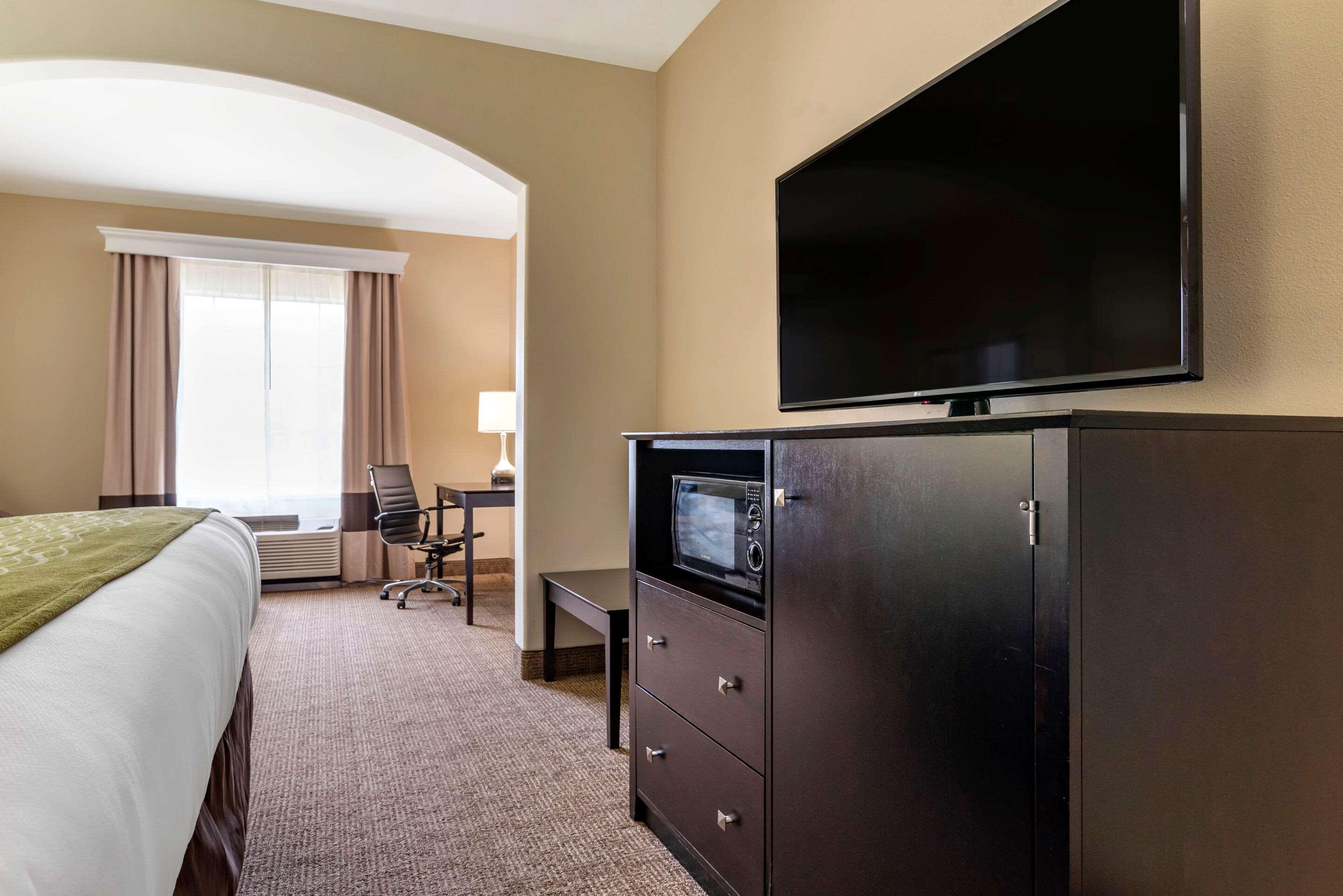 Comfort Inn & Suites Scott-West Lafayette Bagian luar foto