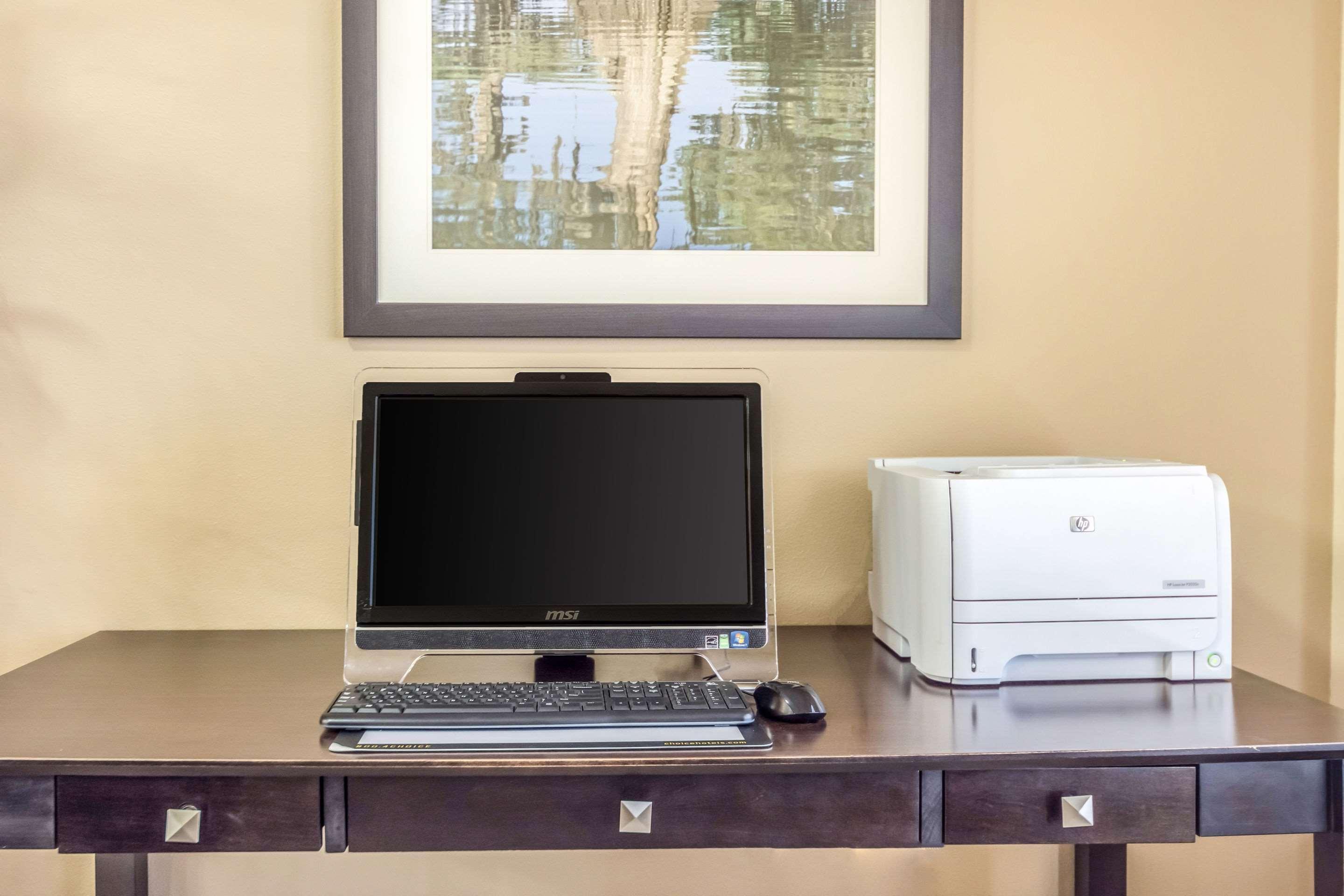 Comfort Inn & Suites Scott-West Lafayette Bagian luar foto