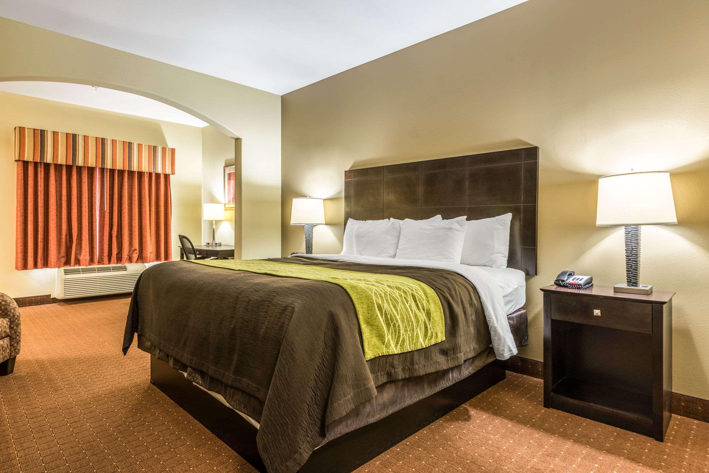 Comfort Inn & Suites Scott-West Lafayette Bagian luar foto