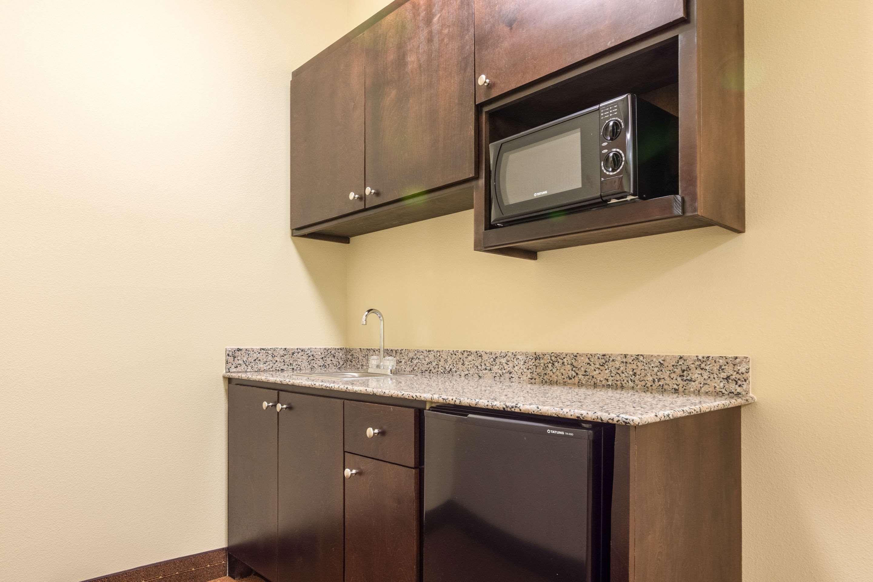 Comfort Inn & Suites Scott-West Lafayette Bagian luar foto
