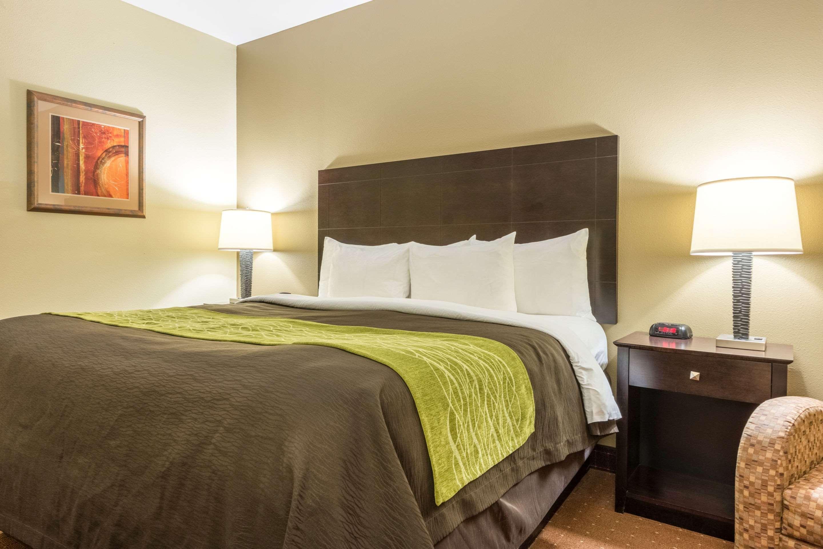 Comfort Inn & Suites Scott-West Lafayette Bagian luar foto