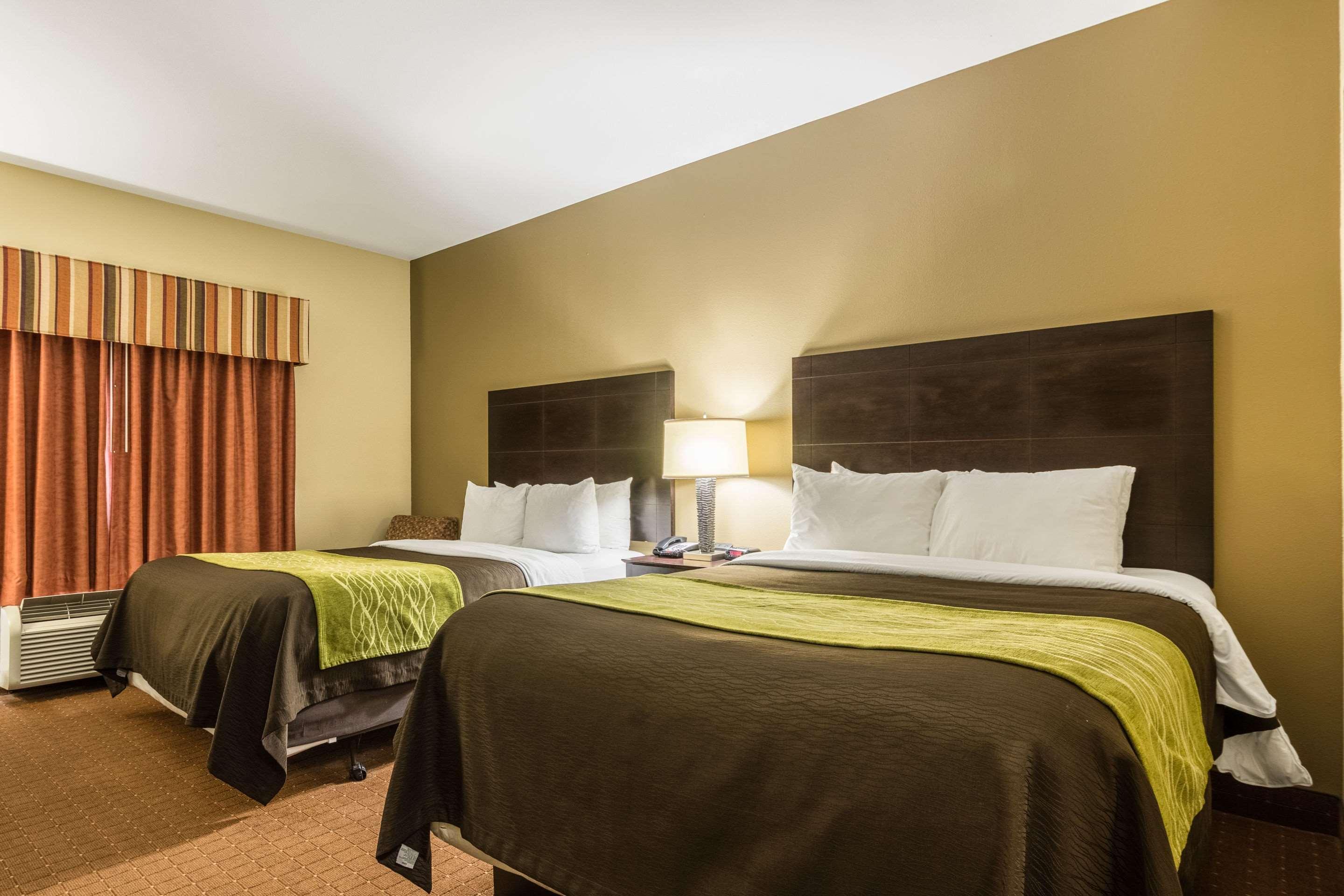 Comfort Inn & Suites Scott-West Lafayette Bagian luar foto